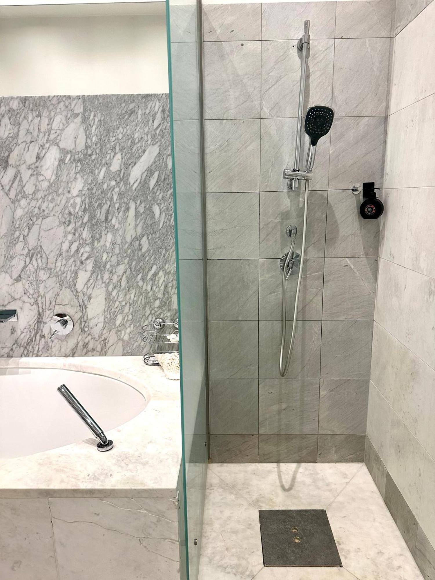 Sisi Apartment 103 M2 فيينا المظهر الخارجي الصورة