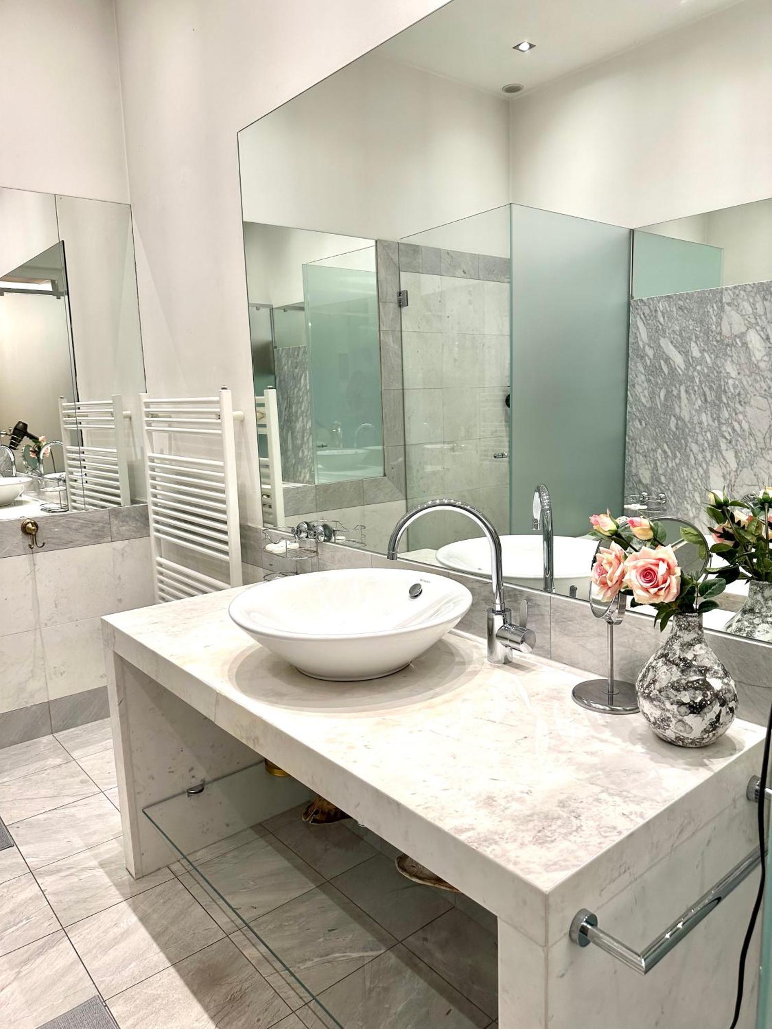 Sisi Apartment 103 M2 فيينا المظهر الخارجي الصورة